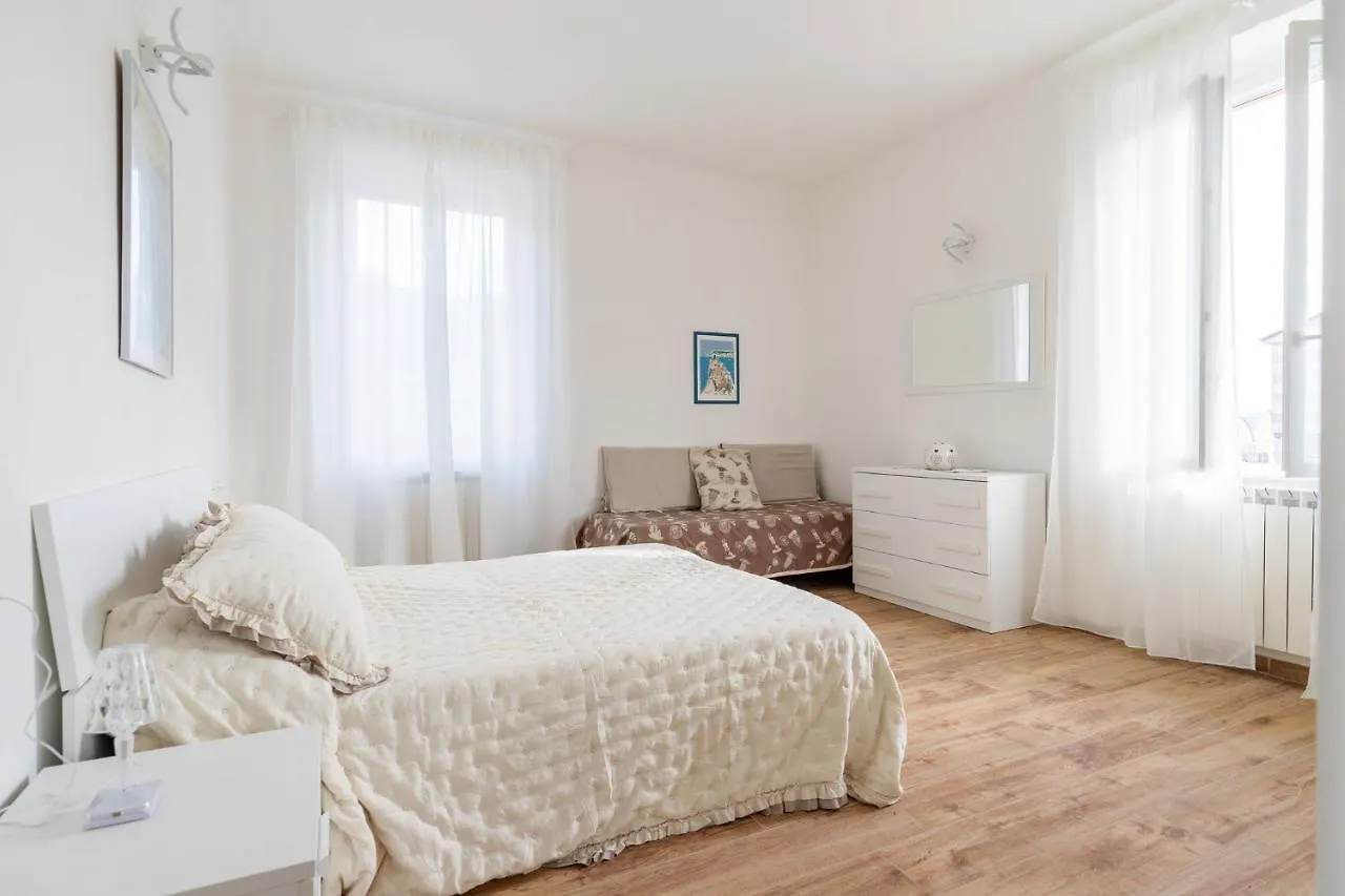 A Casa Di Deborah Apartment Levanto